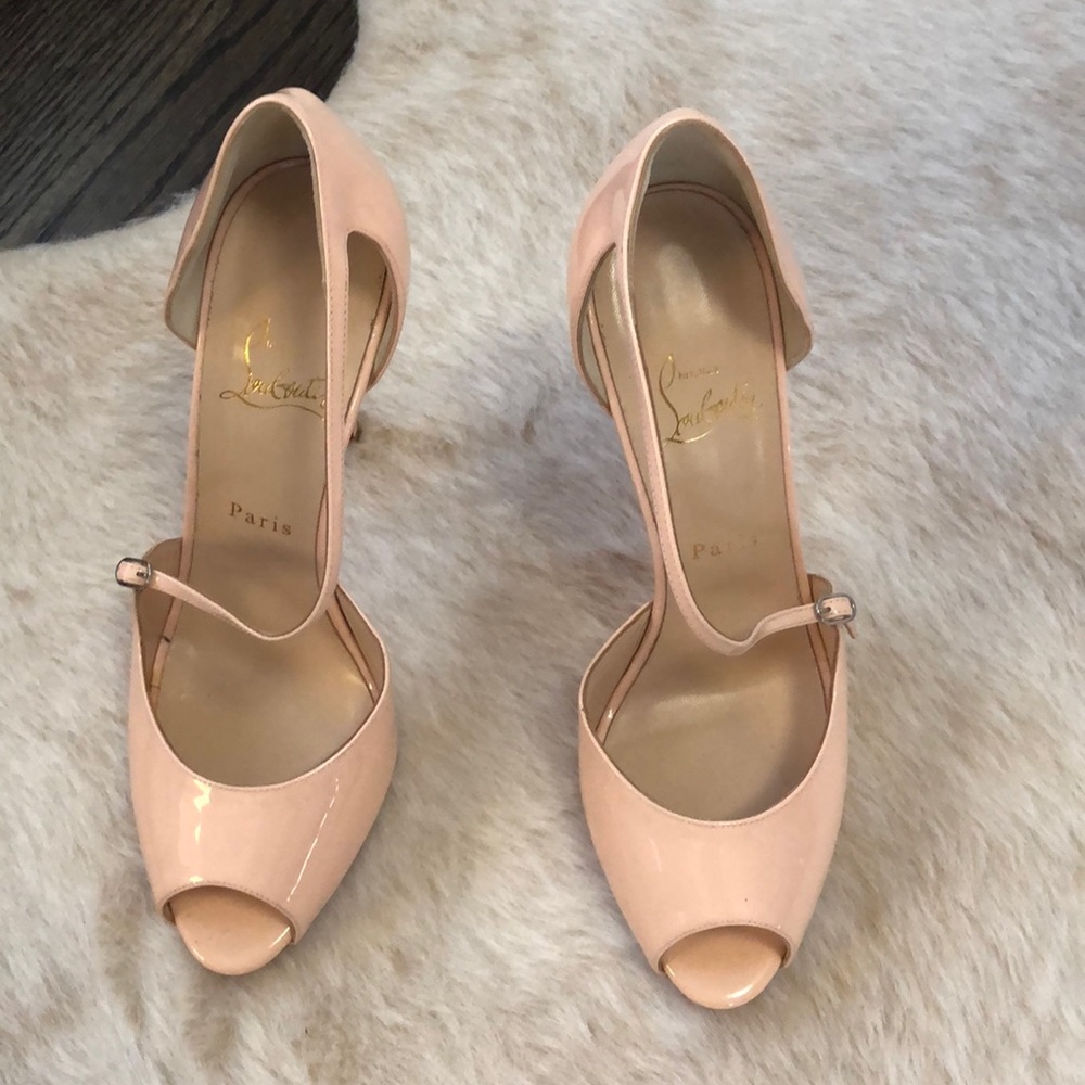 Christian Louboutin Catchy Two Red Sole Pumps - Picture 2 of 5
